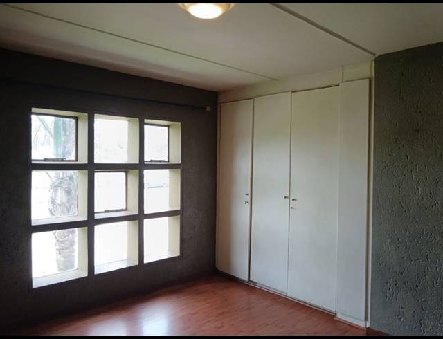 2 BEDROOM TOWNHOUSE FOR SALE IN MULBARTON